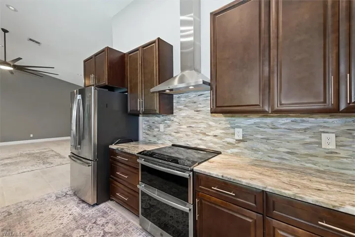 15985 Briarcliff Ln, Fort Myers, Florida 33912
