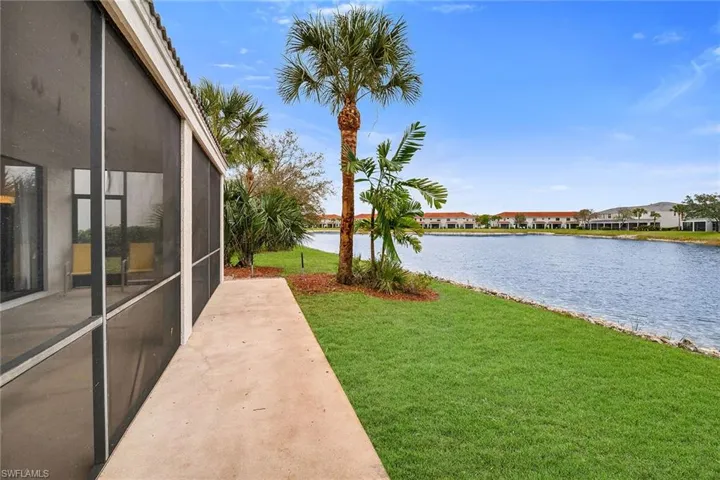 15163  Summit Place  CIR, Naples, FL 34119