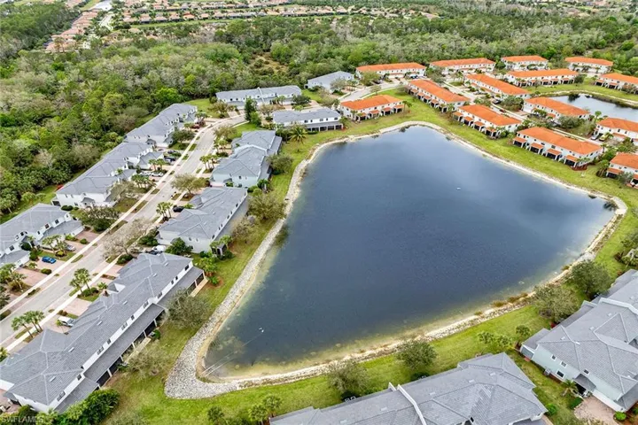 15163  Summit Place  CIR, Naples, FL 34119