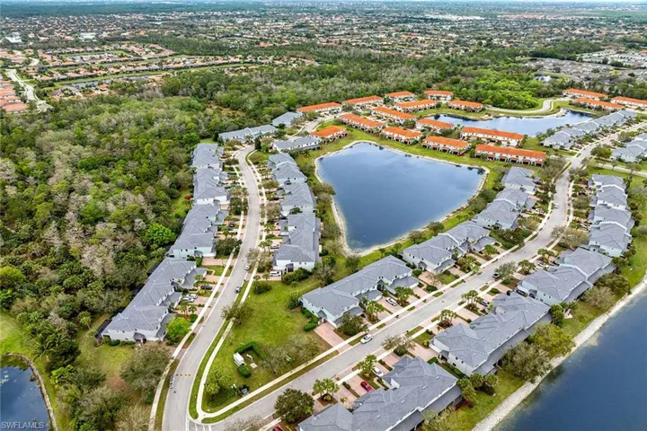 15163  Summit Place  CIR, Naples, FL 34119