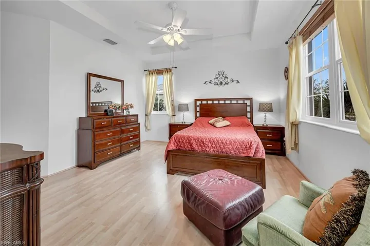 15163  Summit Place  CIR, Naples, FL 34119