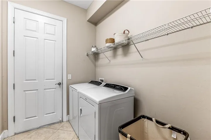 10097 Avalon Lake Cir, Fort Myers Fl 33913