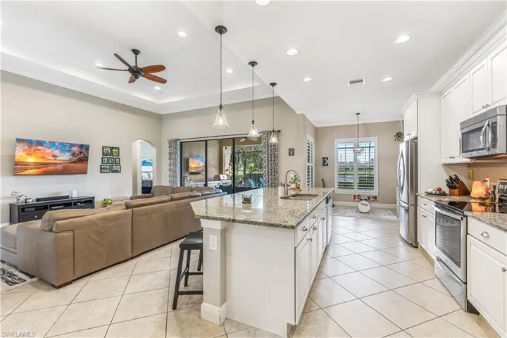10097 Avalon Lake Cir, Fort Myers Fl 33913