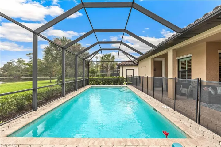 10097 Avalon Lake Cir, Fort Myers Fl 33913