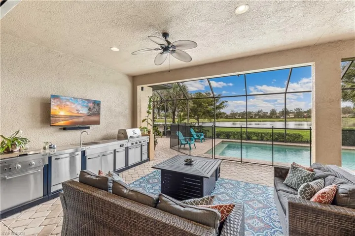 10097 Avalon Lake Cir, Fort Myers Fl 33913