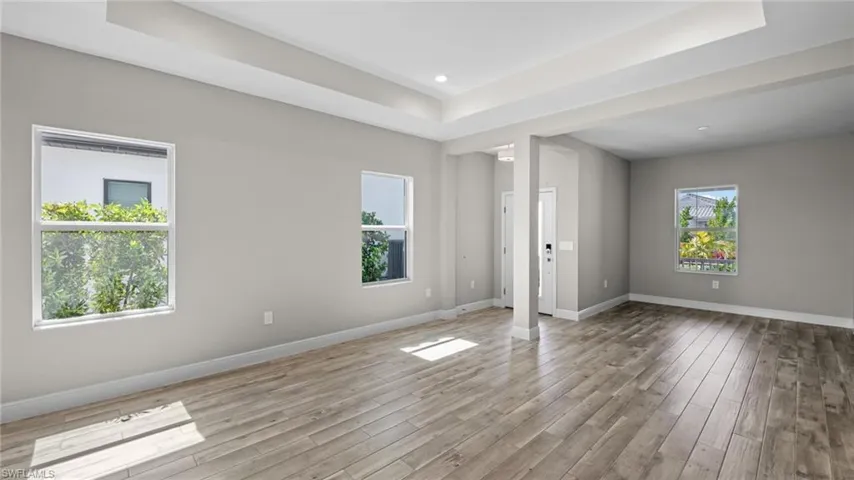 4682  Centaurus  CIR, Naples, FL 34120