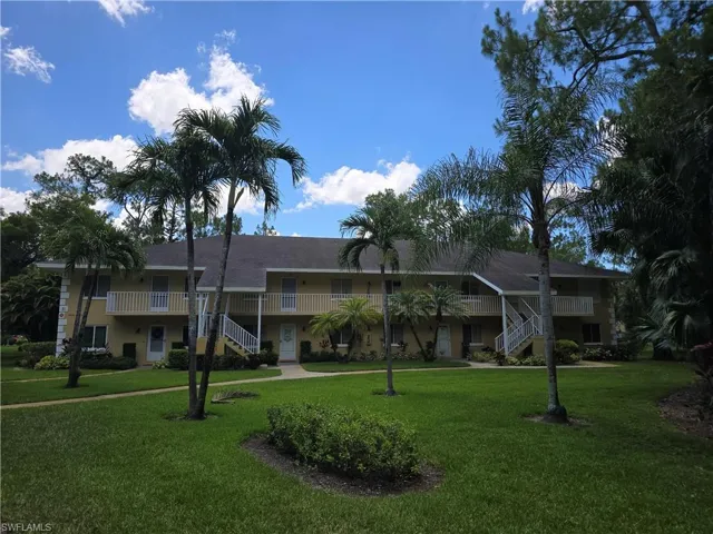 5622 Woodmere Lake Cir B102, Naples, Florida 34112