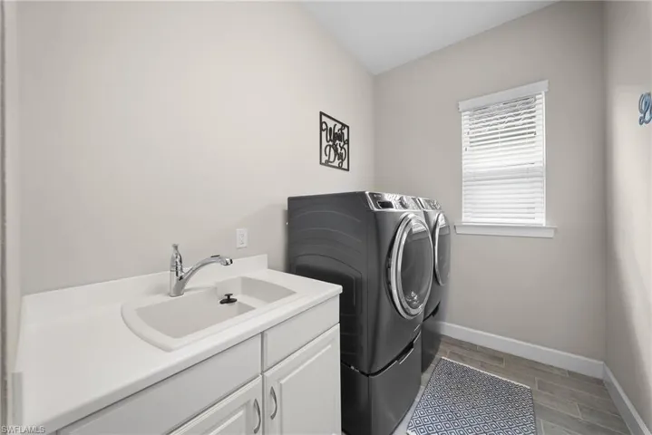 8461 Sevilla Ct, Naples, Florida 34114
