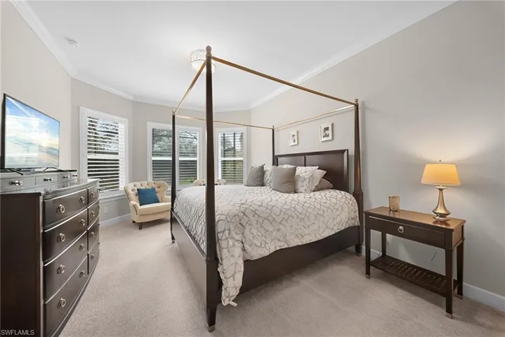 8461 Sevilla Ct, Naples, Florida 34114