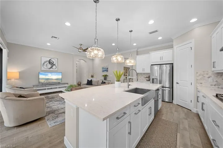 8461 Sevilla Ct, Naples, Florida 34114