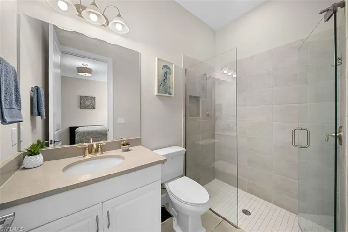 8461 Sevilla Ct, Naples, Florida 34114