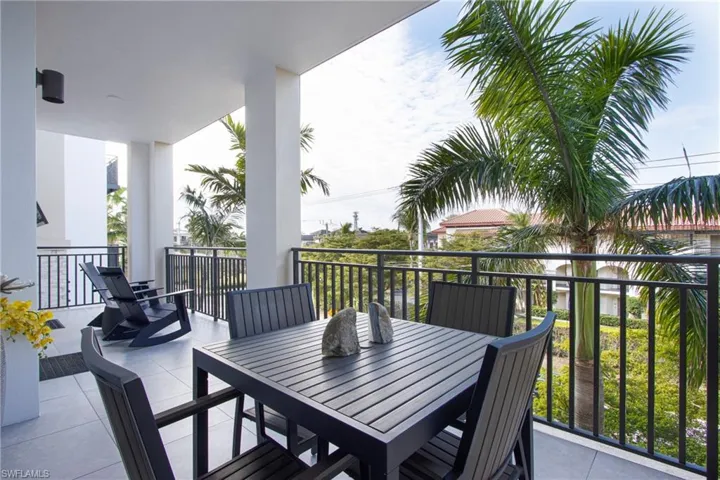 Open Balcony/Terrace