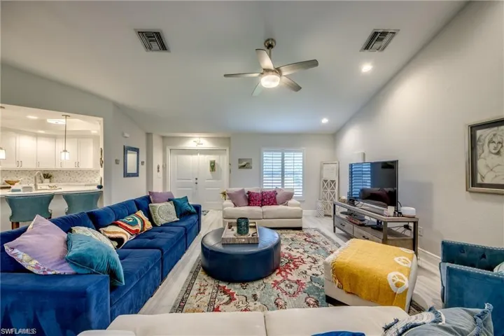 1715 Sw 43rd St, Cape Coral Fl 33914