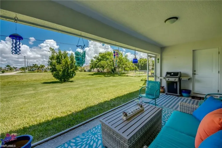1715 Sw 43rd St, Cape Coral Fl 33914