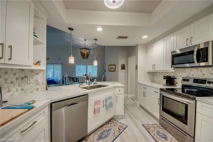 1715 Sw 43rd St, Cape Coral Fl 33914