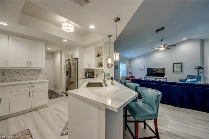 1715 Sw 43rd St, Cape Coral Fl 33914