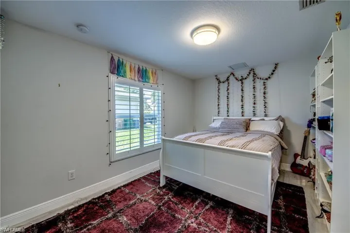 1715 Sw 43rd St, Cape Coral Fl 33914