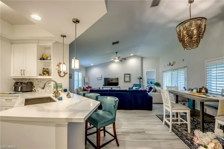 1715 Sw 43rd St, Cape Coral Fl 33914