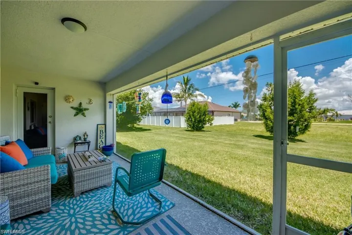 1715 Sw 43rd St, Cape Coral Fl 33914