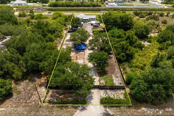 Aerial view of property's location featuring property boundaries highlighted