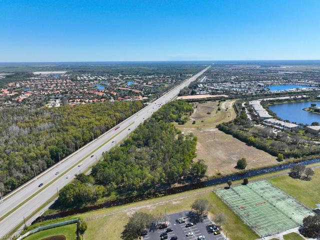 13900  Tamiami E TRL, Naples, FL 34114