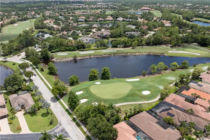 View of property location with nearby suburban area and a golf club