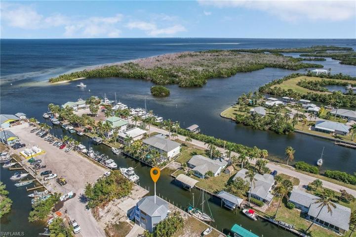 Wonderful backwater fishing from this location.