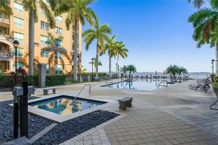 2825 Palm Beach Blvd 213, Fort Myers, Florida 33916