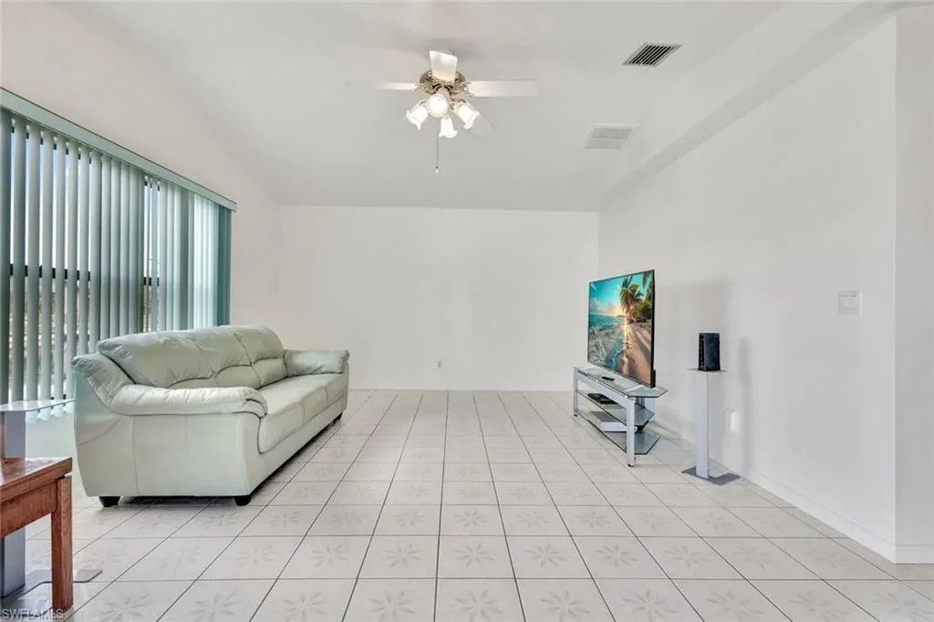 1705 7th ST, Cape Coral, FL 33990,225001246