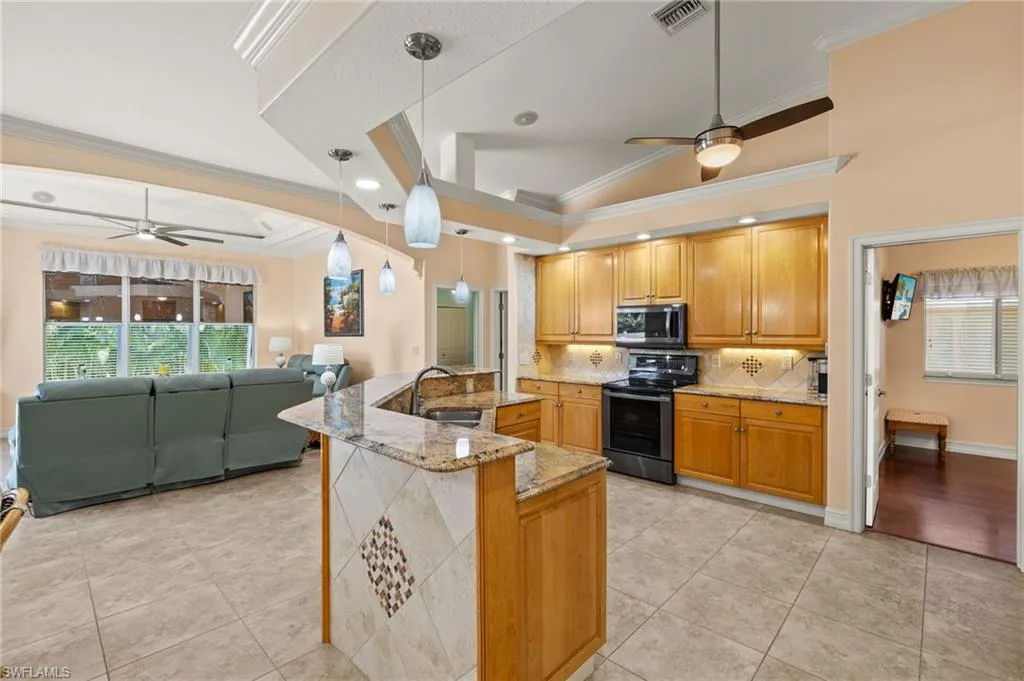 5302 27th PL, Cape Coral, FL 33914,225038668