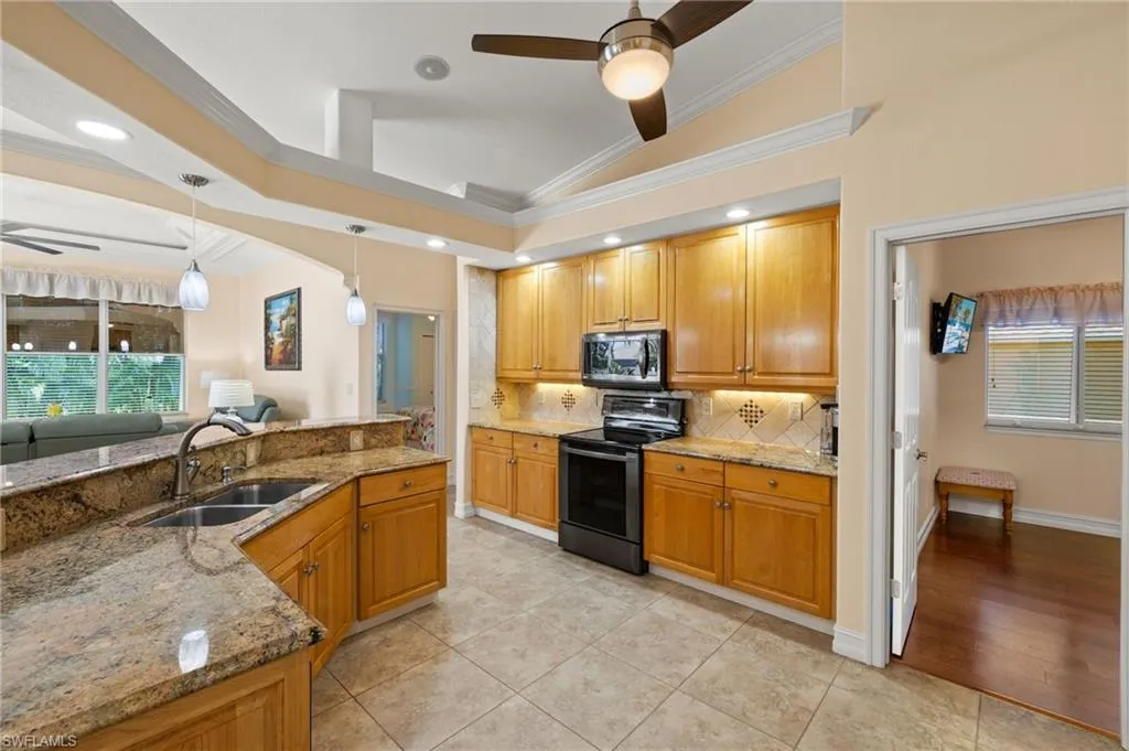 5302 27th PL, Cape Coral, FL 33914,225038668