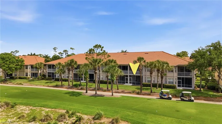3976 Bishopwood Ct E 3-102, Naples, Florida 34114