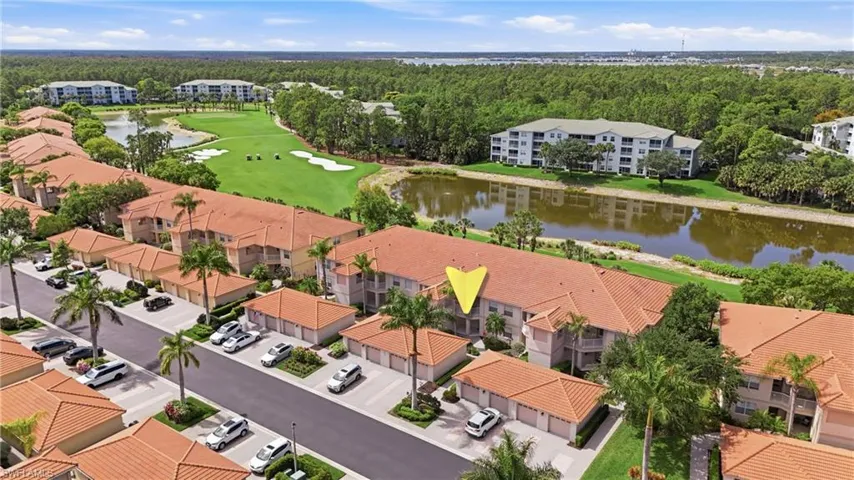 3976 Bishopwood Ct E 3-102, Naples, Florida 34114