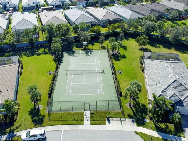Community Tennis/Basketball