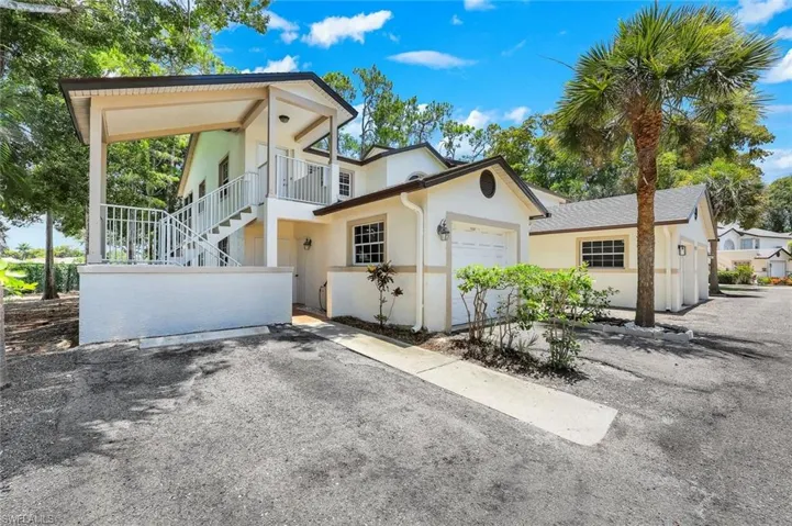 9624 Crescent Garden Dr 201, Naples, Florida 34109