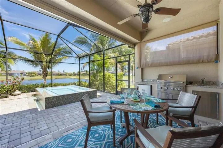 8170  Venetian Pointe  DR, Fort Myers, FL 33908
