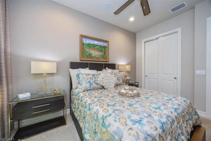 8170  Venetian Pointe  DR, Fort Myers, FL 33908