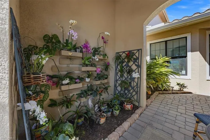 8170  Venetian Pointe  DR, Fort Myers, FL 33908