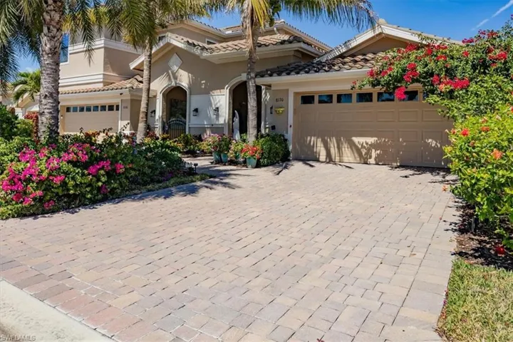 8170  Venetian Pointe  DR, Fort Myers, FL 33908