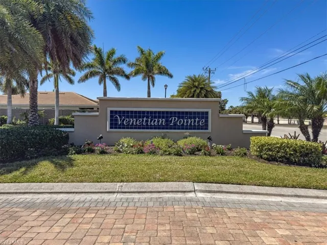8170  Venetian Pointe  DR, Fort Myers, FL 33908