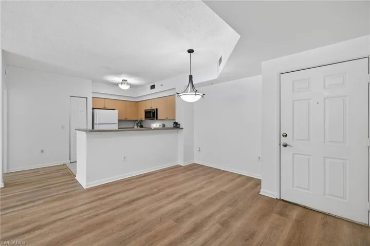 1200 Reserve Way 105, Naples, Florida 34105