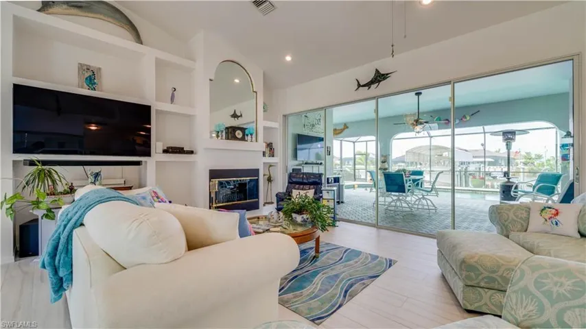 Spacious Great Room