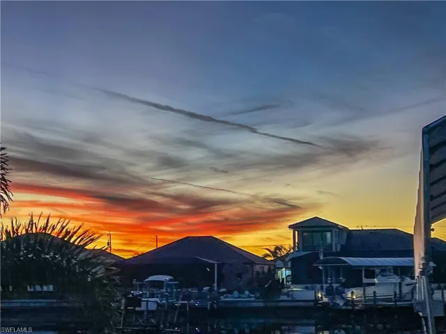 Western Exposure gives you Amazing Sunsets!