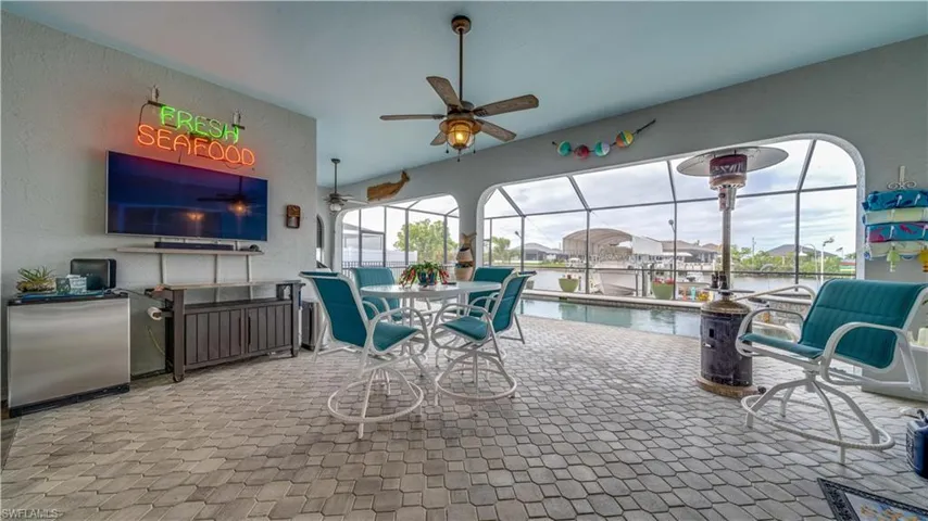 Lanai perfect for Entertaining