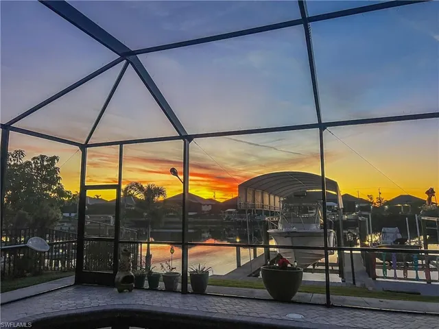 Western Exposure gives you Amazing Sunsets!