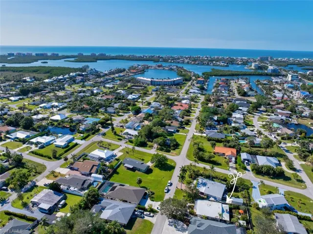 Birds eye view of property and Gulf of Mexico