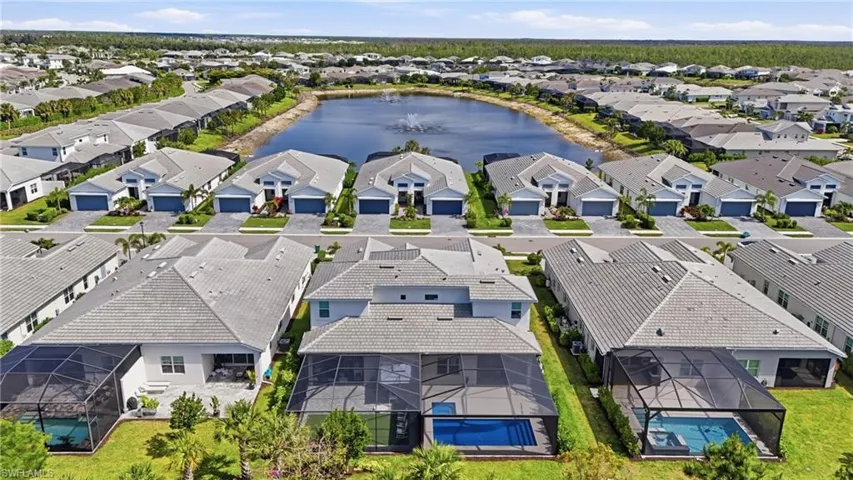 9194  Cayman  DR, Naples, FL 34114
