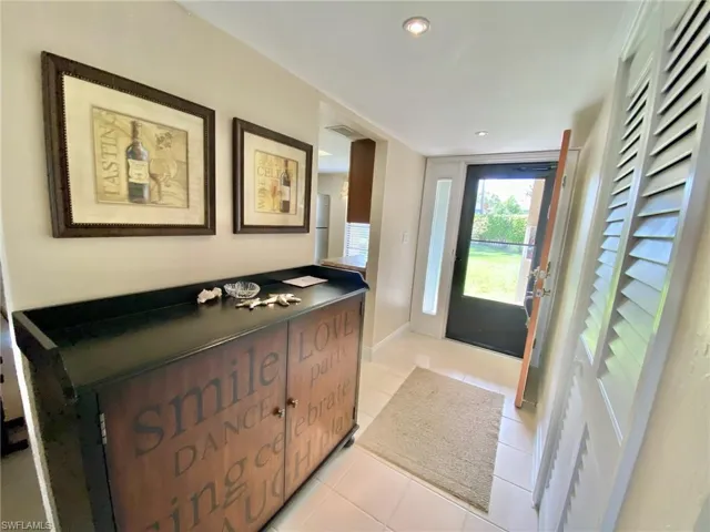 145  Cypress E WAY, Naples, FL 34110