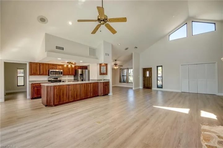 3136 SE 19th  AVE, Cape Coral, FL 33904