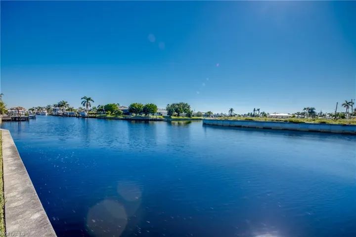 3136 SE 19th  AVE, Cape Coral, FL 33904